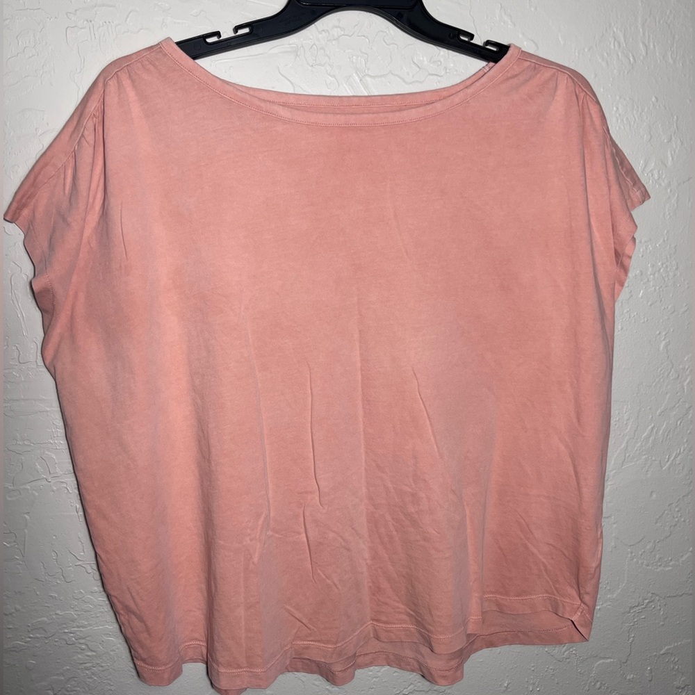 FREE ASSEMBLY SLEEVELESS SALMON PINK SHIRT SIZE XXL